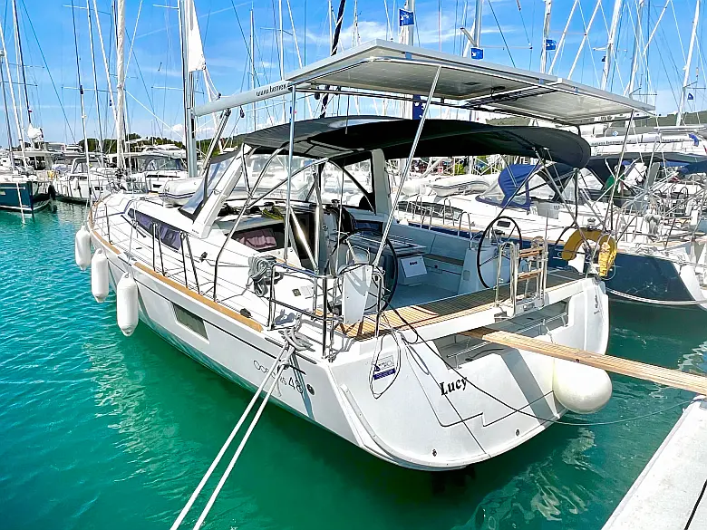 Oceanis 48